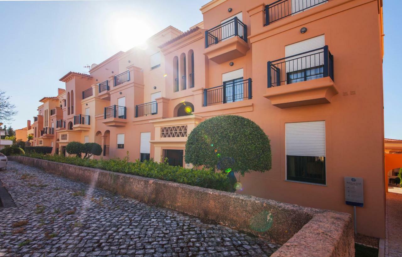 B27 - Luzbay 2 Bed Apartment Екстер'єр фото